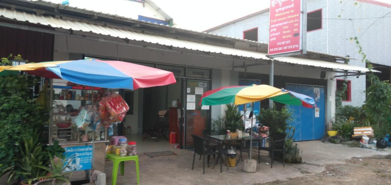 Fullmoon House Sihanoukville Exterior photo