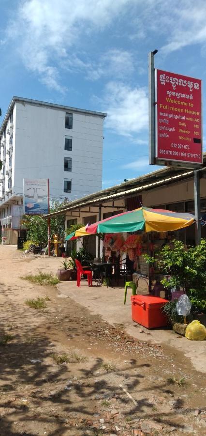 Fullmoon House Sihanoukville Exterior photo