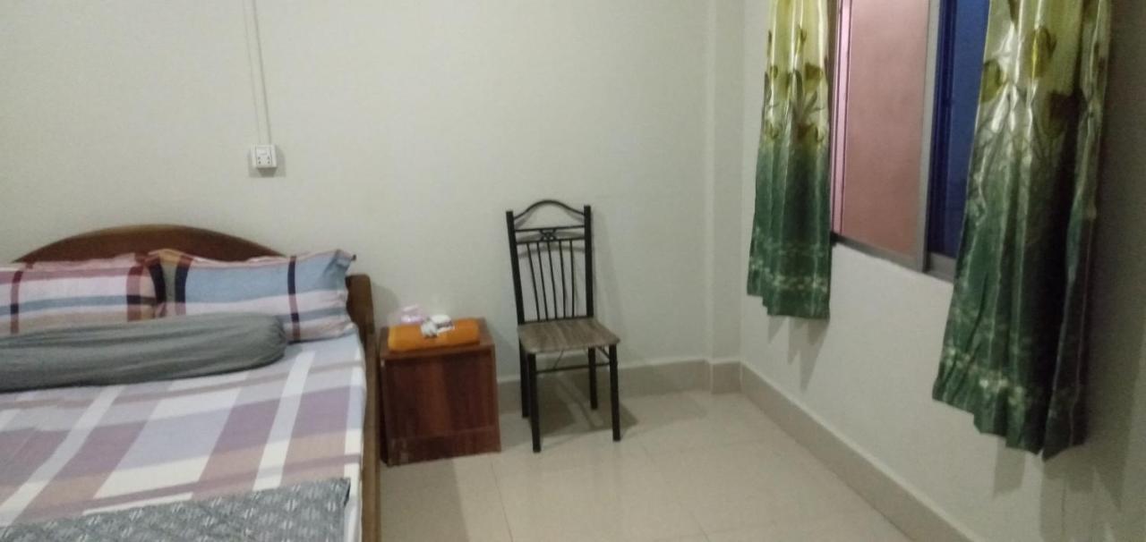 Fullmoon House Sihanoukville Exterior photo